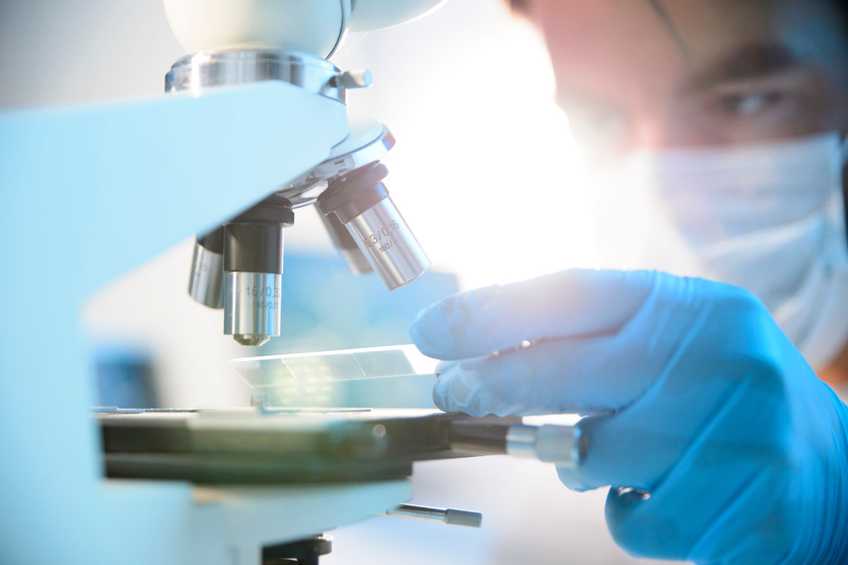 Medical laboratory microscope